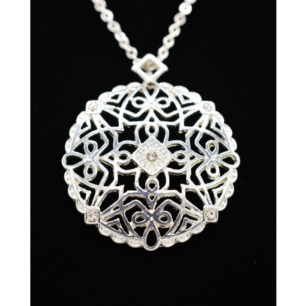 Avon Vintage Necklace Pendant Crystal Silver Filigree Nina Ricci NR Signed 9J